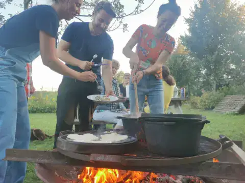 koken op vuur